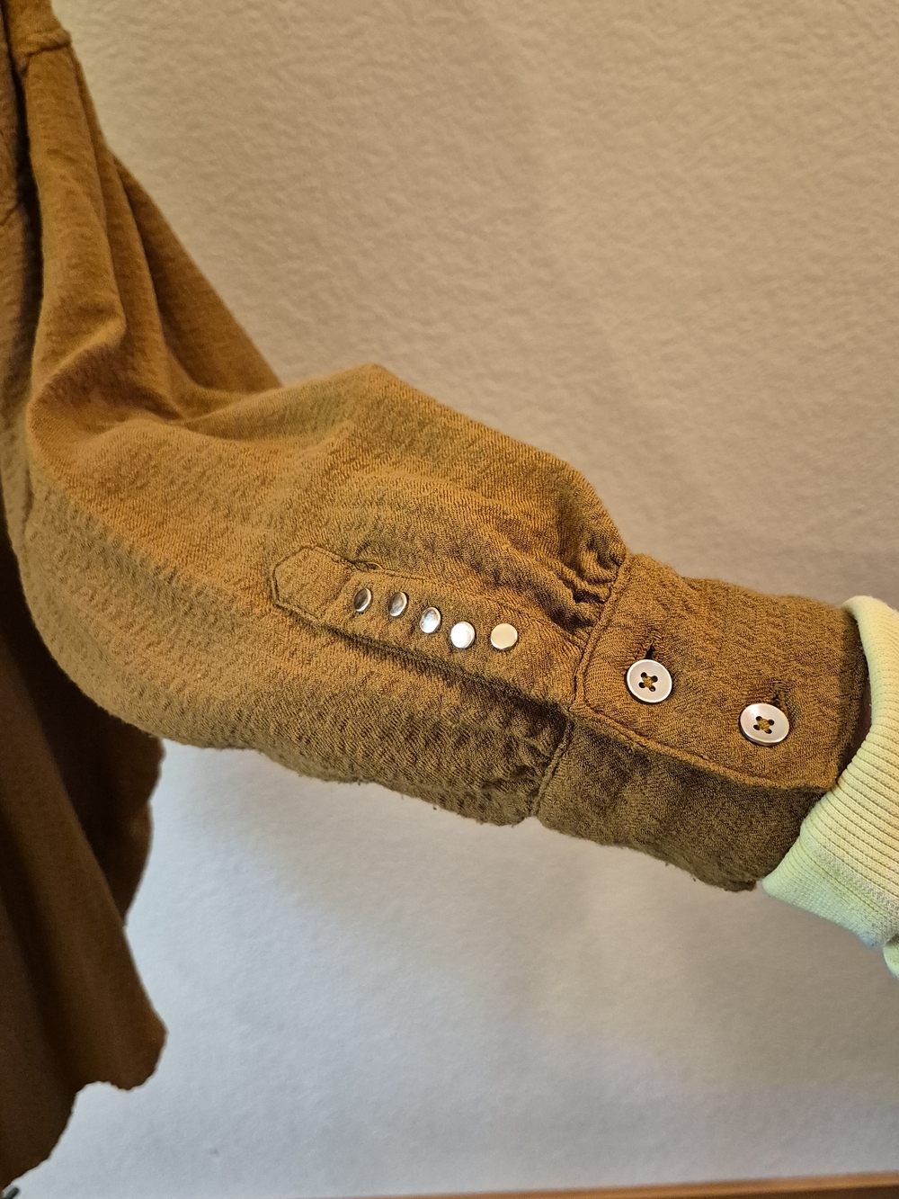 BKE Women's Button-Down Shirt in Mustard Brown - Picture 3 of 9